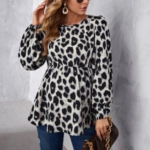 SHEIN Maternity Allover Print Peplum Blouse